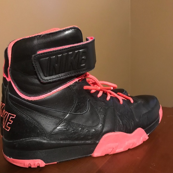 nike air shark trainer